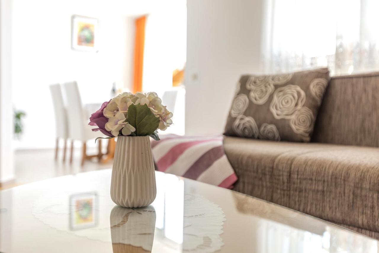 Sky Apartments Ποντστράνα Εξωτερικό φωτογραφία