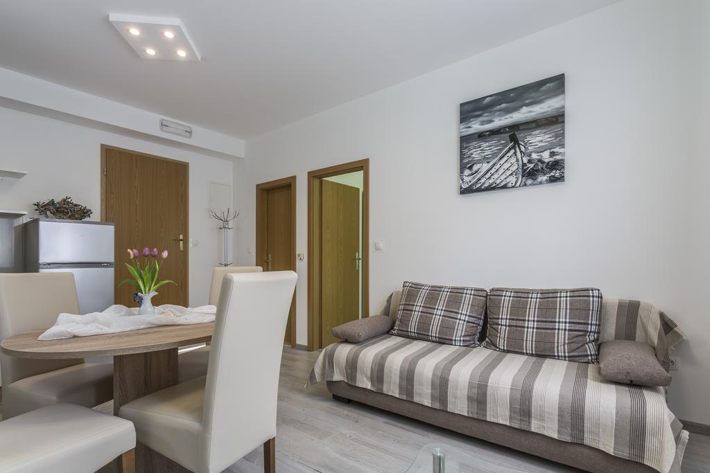 Sky Apartments Ποντστράνα Εξωτερικό φωτογραφία